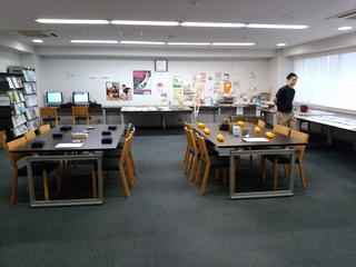 14 図書.jpg