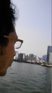 19マスク外す.jpg
